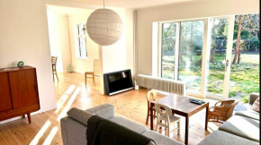 Villa Apartment near Lousiana